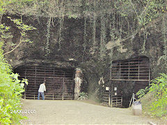 
Beer limestone quarry, June 2005