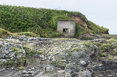 
Dummy gun emplacement, Croyde, June 2015