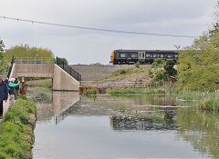 Ocean Basin railway bridge on the the Stroudwater Canal, Stonehouse, April 2024