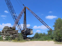 Bixslade Quarries cranes, July 2005