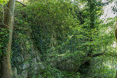 Lydbrook viaduct abutments, May 2019