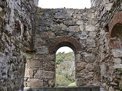 The pumping house and shaft, Wheal Uny, September 2023
