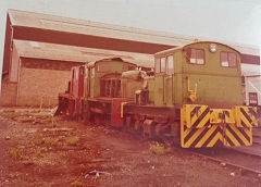 
T W Ward scrapyard, Silvertown, FH 3900/1959, JF 4210003/1949 and JF 4210076/1952, c1980, © Photo courtesy of John Failes