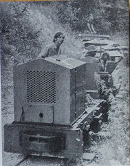 
'The Major' with a train of skips, 1974, © Photo courtesy of 'Brockham Museum News' contributors