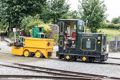 
Steeple Grange Light Railway, 'Peggie' Clayton B0109B/73, 'ZM32' RH416214/57, July 2017