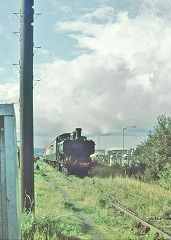 5786 on shuttle service, Hereford, September 1974