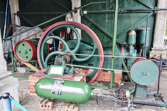 Gas engine from the Plaza Cinema, Bolsover, c 1930 at Papplewick, July 2019