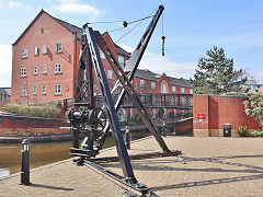 Crane at Piccadilly Village, Ashton Canal, Central Manchester, Februay 2024