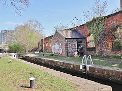 Lock '2' and keepers cottages, Ashton Canal, Central Manchester, Februay 2024