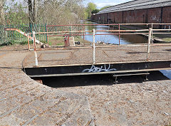 Fairfield swingbridge '15' at the Copperas factory on the Ashton Canal, Manchester, Februay 2024