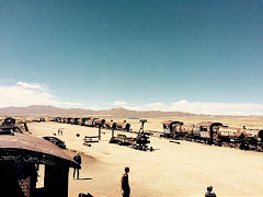 
Colchani salt flats locomotive graveyard, Bolivia  © Photo courtesy of Emma Jenkins