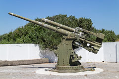 
The AA gun at the 100 ton gun at Rosia Bay, Gibraltar, June 2018