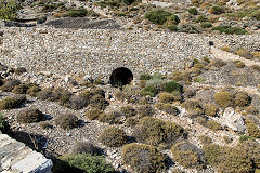 
North bank lower level at Stravolagada, Naxos, October 2015