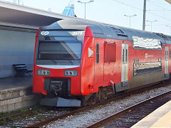 
CP unit 3575 at Santa Apononia Station, Lisbon, March 2014