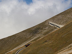 
Going down, below the top station, September 2022