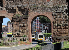 Centocelle Railway '421' and '423' at Porta Maggiore, Rome, May 2022