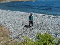 
A large chain and small boy, Fort Opau, Makara, Wellington, December 2012