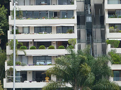 
Funicular at Sydney Bay apartments, December 2012