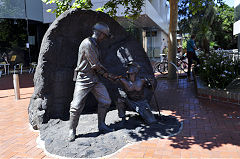 
Kiama quarrymen's monument, NSW, 2018  © Photo courtesy of Jim Coomer