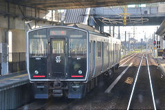 
'817 V001' at Yatsushiro, Kumamoto, September 2017 