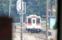 
'MR 620' near Sasebo, Matsuura Railway, October 2017