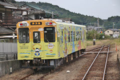 
'MR 609' at Arita, Matsuura Railway, October 2017